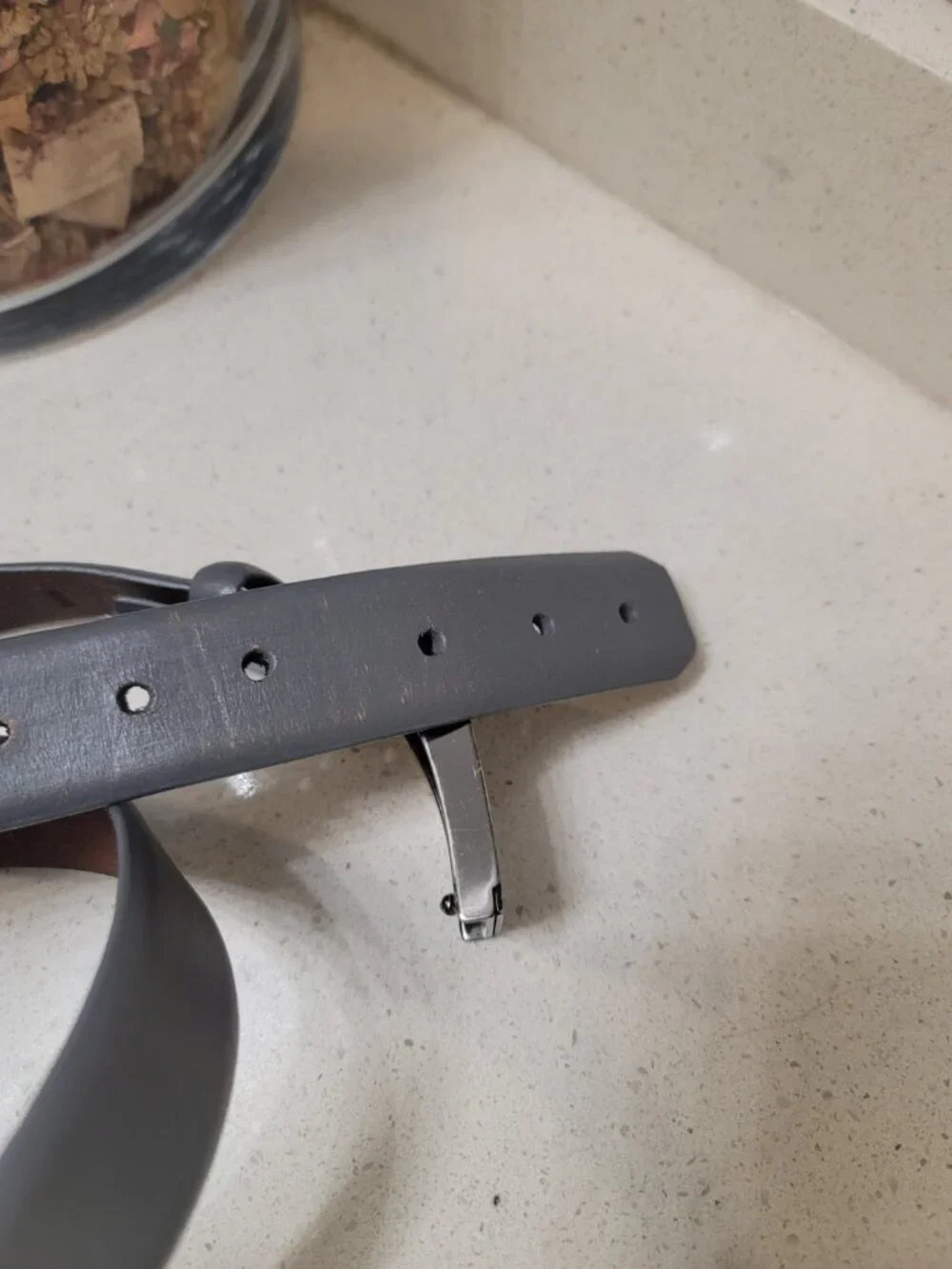 TUMI Gray Dress Belt T Buckle Size 40 Black